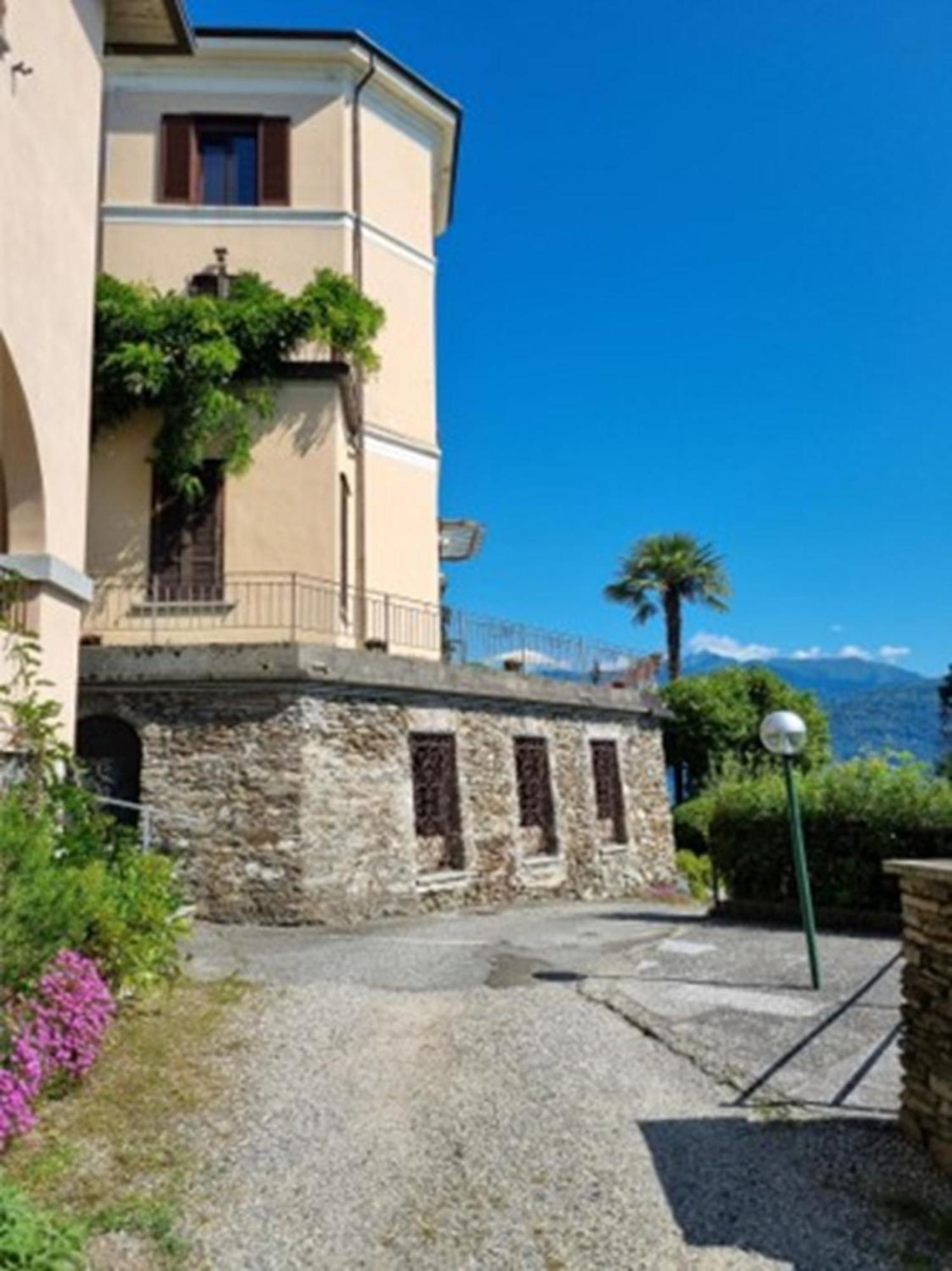 Camelie With Private Apartment
